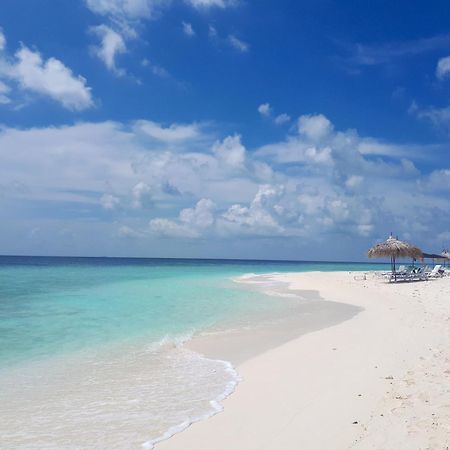 Ukulhas Villa Oceanview Hotel & Spa Exteriör bild